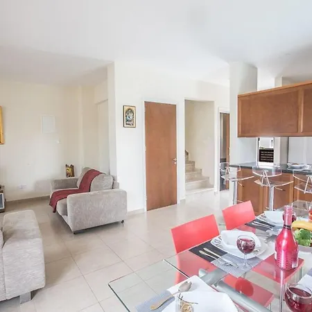 וילה Your Dream Holiday With Private Pool In Protaras Most Exclusive Neighbourhood 1333 פאראלימני